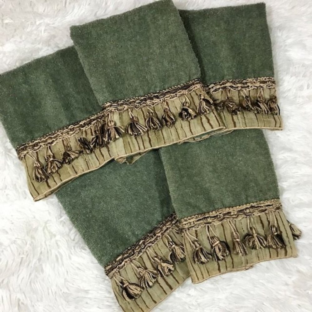 Set of 5 Avanti Olive Tassel Chiffon 100% Cotton Washcloths